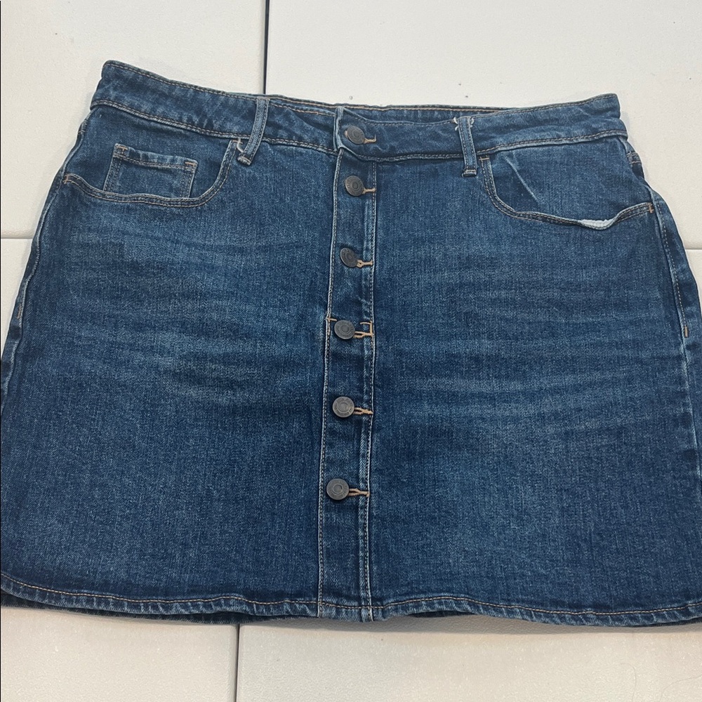 Old Navy Button-Front Denim Mini Skirt